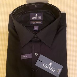 New black Stafford long sleeve fitted dress shirt.